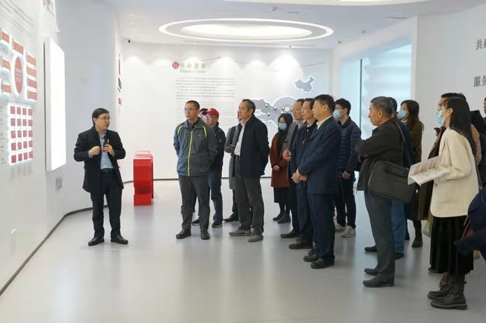 研究会一行参观华南技术转移中心